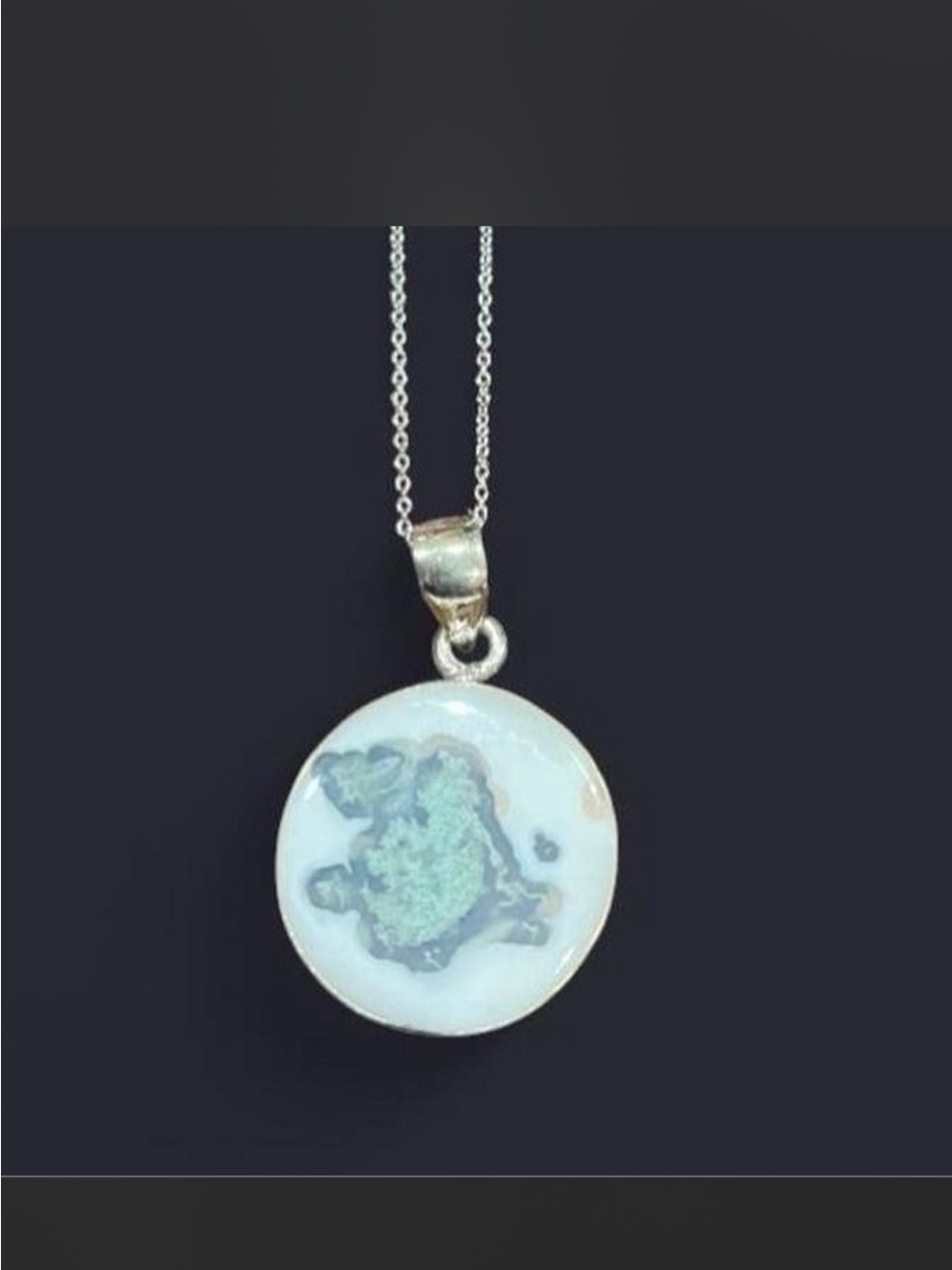 Round Moss Agate pendant in 925